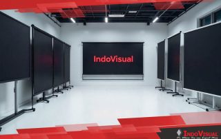 Layar Proyektor Hitam di Showroom Indovisual Terdiri dari Berbagai Tipe dan Ukuran