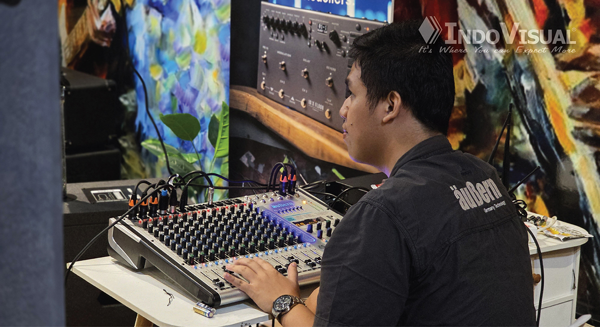 WM_Backing Vocal Training