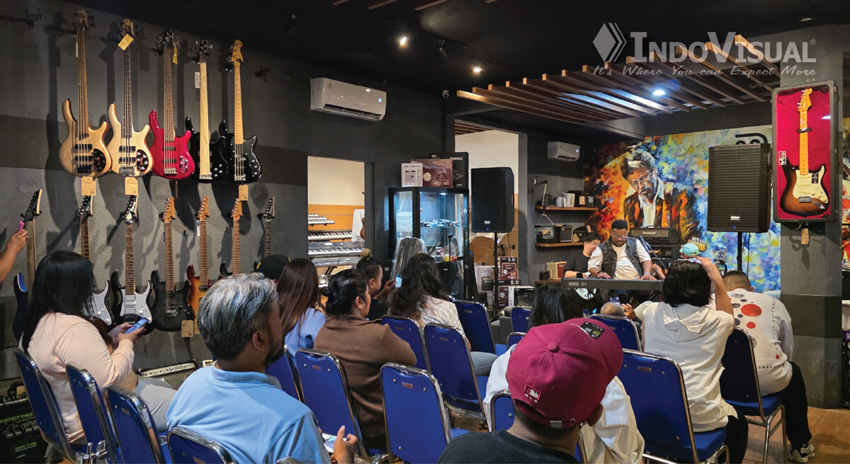 WM_Intimate Showcase